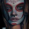 tatuaje Pierna Cráneo mexicano por Dark Art Tattoo