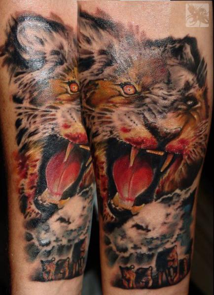 Tatuaje Realista León por Dark Art Tattoo