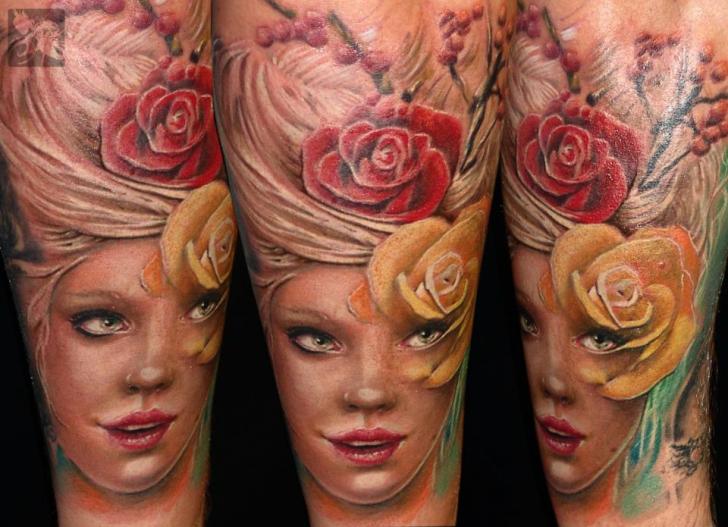 Arm Blumen Frauen Tattoo von Dark Art Tattoo