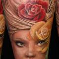 tatuaje Brazo Flor Mujer por Dark Art Tattoo