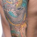 Schulter Japanische Tiger Drachen tattoo von Analog Tattoo