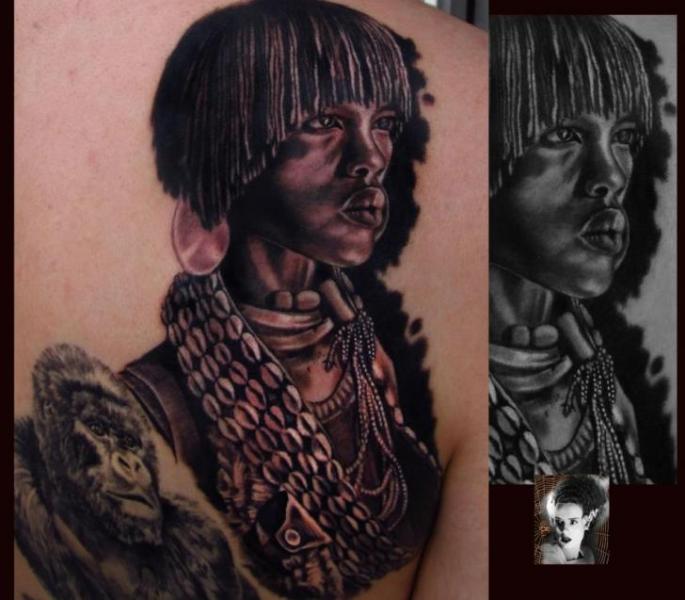 Tatuaggio Ritratti Realistici Schiena di Morbida Tattoo