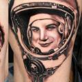 Porträt Astronaut tattoo von Morbida Tattoo