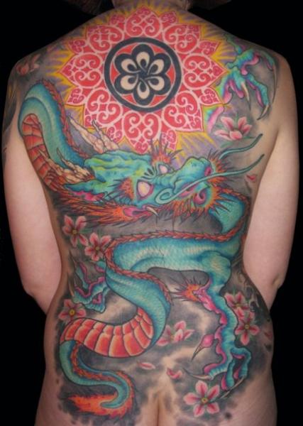 Tatuaje Japoneses Espalda Dragón por Ed Perdomo
