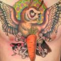 tatuaje Fantasy Pecho Búho zanahoria por Ed Perdomo