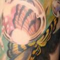 tatuaggio Spalla Fantasy Realistici Farfalle 3d Bolle di Heidi Hay Tattoo