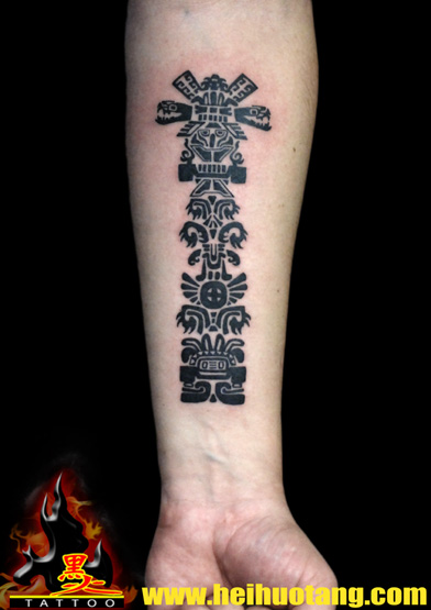 Tatouage Bras Tribal Maori par Heihuotang Tattoo