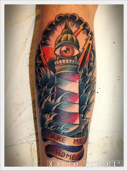 Tatuaje Brazo New School Faro Ola por Elektrisk Tatovering