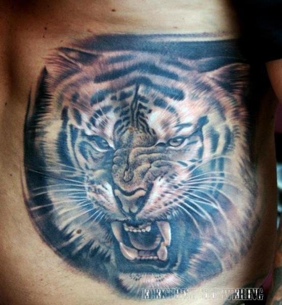 Realistische Tiger Tattoo von Elektrisk Tatovering