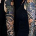 tatuaje Brazo Flor Japoneses por Shane Tan