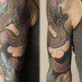 Shoulder Snake tattoo by Shane Tan