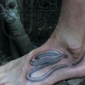 tatuaje Serpiente Pie por Jessica Mach