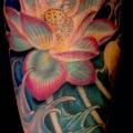 tatuaggio Braccio Fiore di Blue Lotus