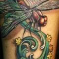 tatuaje Brazo Fantasy Libélula por Teresa Sharpe
