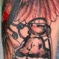 Arm Bombe Taube tattoo von Stay True Tattoo
