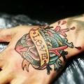 New School Herz Hand tattoo von Stay True Tattoo