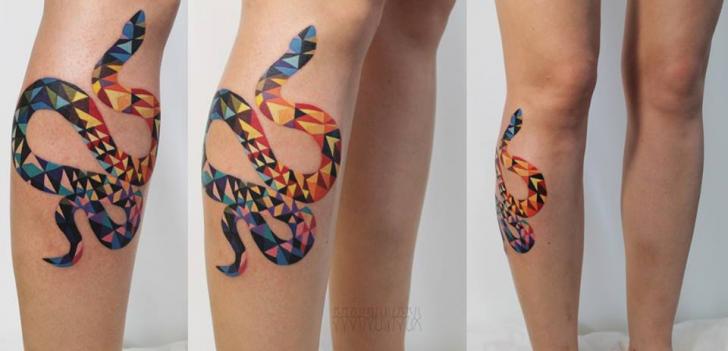 Tatuaggio Serpente Gamba Astratto di Sasha Unisex