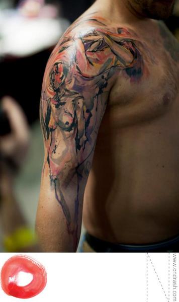 Tatuaggio Spalla Astratto di Ondrash Tattoo