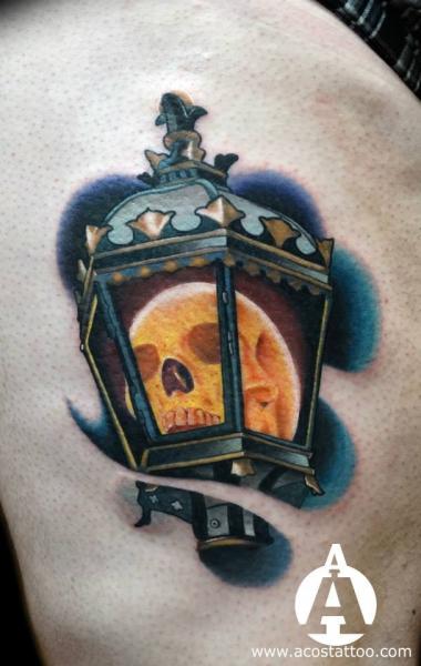 Tatuaż Czaszka Lampa przez Andres Acosta