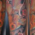 tatuaje Brazo Japoneses Pescado por Silvercrane Tattoo