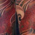 รอยสัก หัวไหล่ ญี่ปุ่น ปลาตะเพียน ปลาคราฟ โดย Silvercrane Tattoo