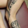 tatouage Jambe Tribal Maori Cuisse par Tantrix Body Art