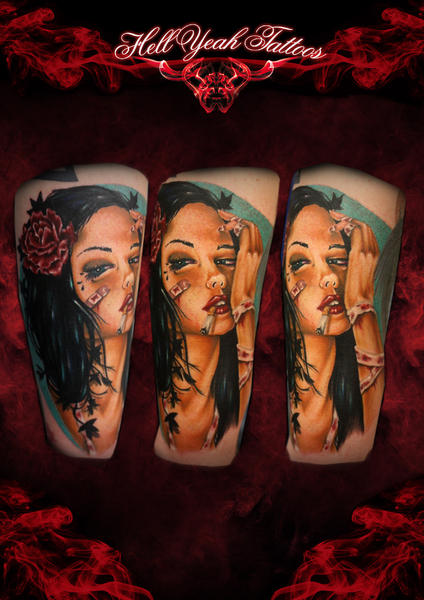 Tatuaje Brazo Retrato Mujer por Hellyeah Tattoos