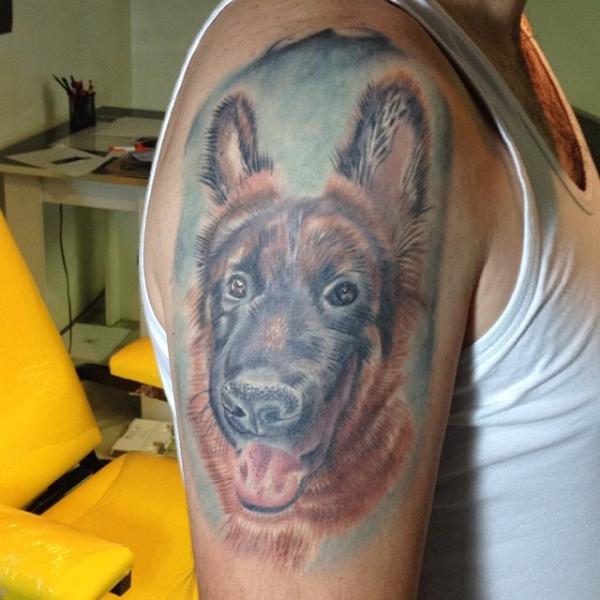 Shoulder Realistic Dog Tattoo by Fatih Odabaş