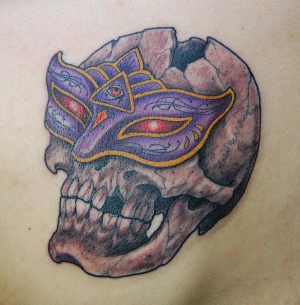 Tatuaggio Teschio Maschera di Illsynapse