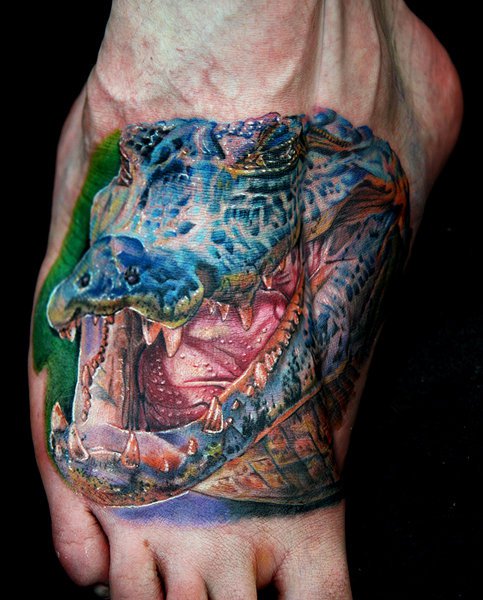 Realistische Fuß Krokodil Tattoo von Cecil Porter