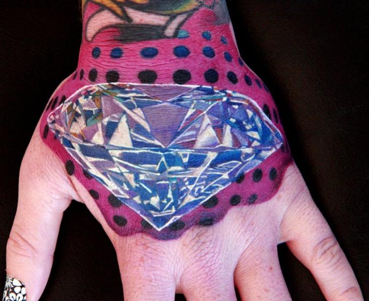 Tatuaje Mano Diamante por Cecil Porter