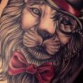 Arm Old School Löwen Hut tattoo von Sarah B Bolen