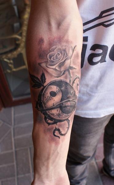 Arm Flower Symbol 3d Tattoo by Eddy Tattoo