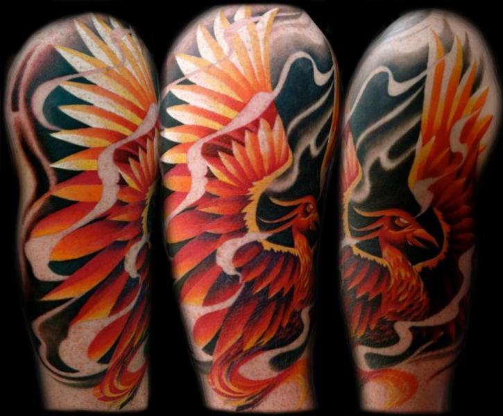 Tatuaż Ramię Fantasy Feniks przez Transcend Tattoo