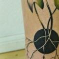 tatuaje Pierna Flor por Julia Rehme