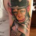 Schulter Arm Affe Hut tattoo von Voller Konstrat