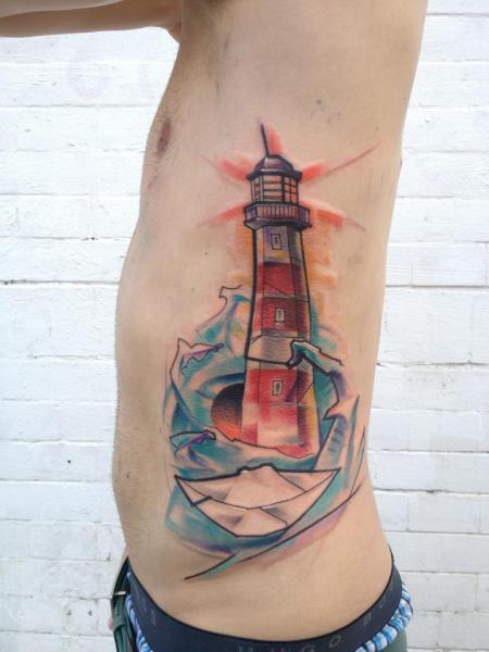 Tatuaje Faro Lado por Voller Konstrat