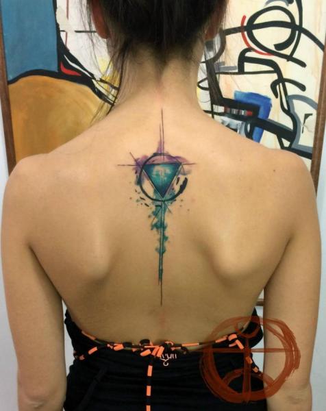 Tatuaje Espalda Abstracto por Galata Tattoo