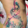 tatuaggio Fianco Musica di Galata Tattoo