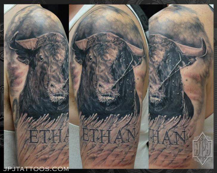 Shoulder Realistic Bull Tattoo by JPJ tattoos