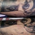 Arm Porträt tattoo von Faith Tattoo Studio