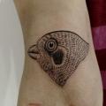Arm Dotwork Vogel tattoo von Faith Tattoo Studio