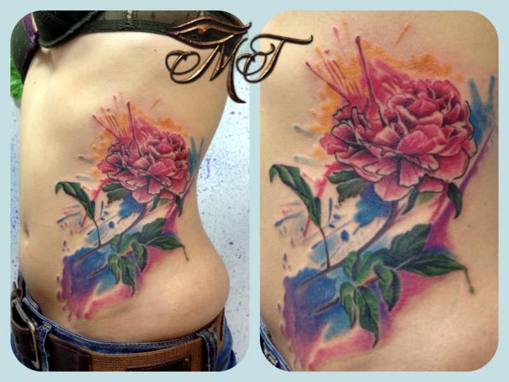 Blumen Seite Tattoo von Михалыч Тату