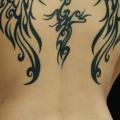 Rücken Tribal Flügel tattoo von Van Tattoo Studio