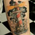 Arm Leuchtturm tattoo von Maverick Ink