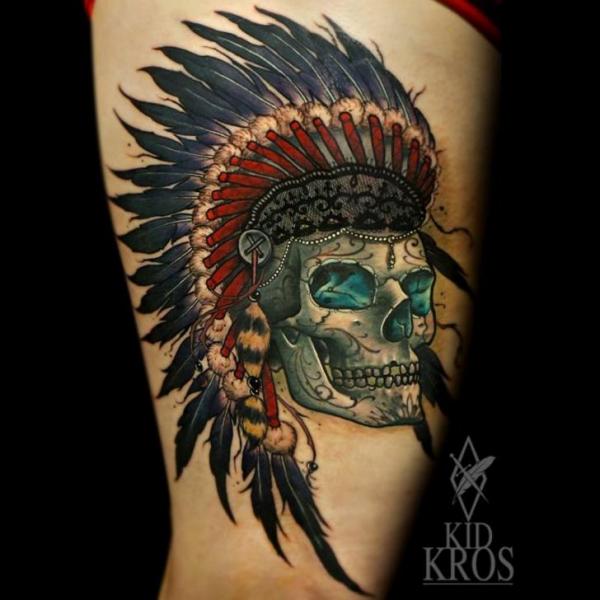 Tatouage Bras Crâne Indien par Kid Kros