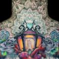 Lampe Flügel Brust tattoo von Kid Kros