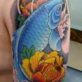Schulter Japanische Koi tattoo von Yusuf Artik Tattoo Studio