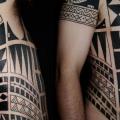 รอยสัก หน้าอก ชนเผ่า ชาวเมารี โดย Into You Tattoo