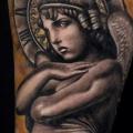 รอยสัก แขน นางฟ้า ศาสนา โดย Mumia Tattoo